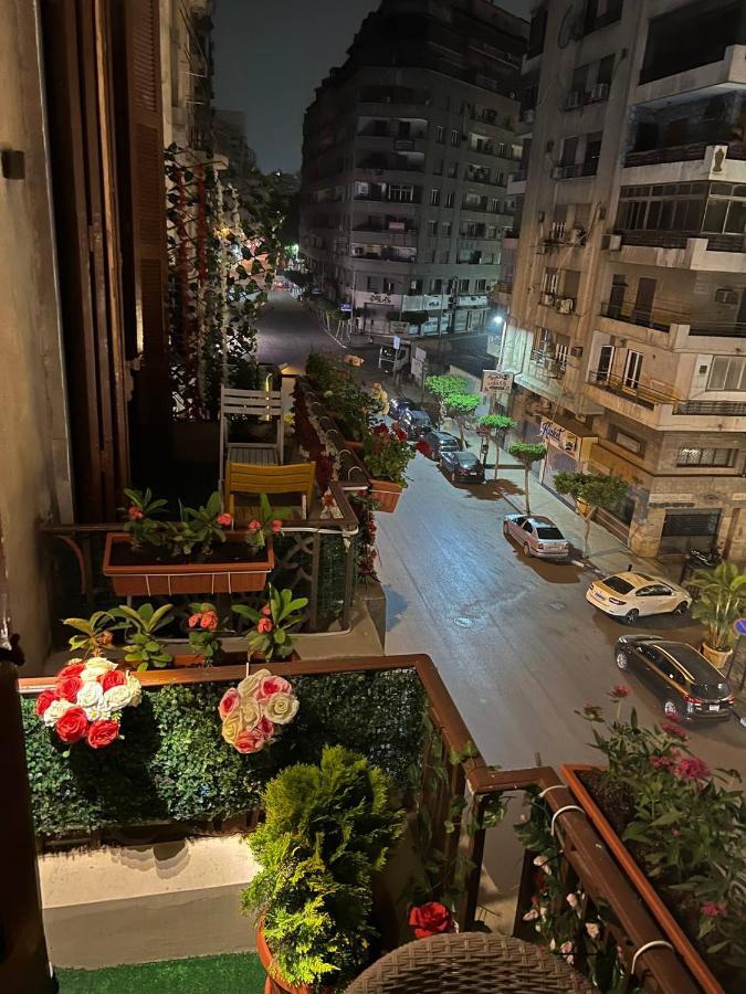 Paris East * Cairo